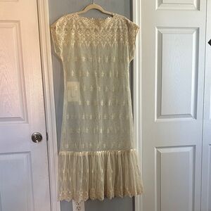 Elegant Cream Lace Dress 1920s style